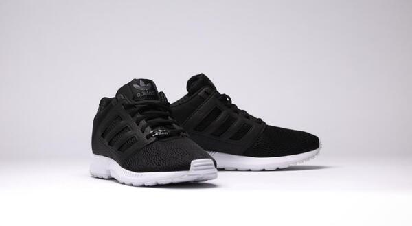 あ adidas Originals ZX Flux 2.0 